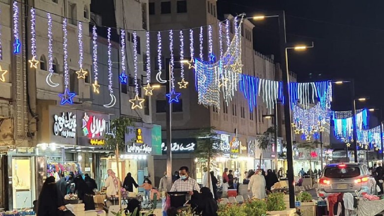التسوق المبكر للعيد بالمملكة