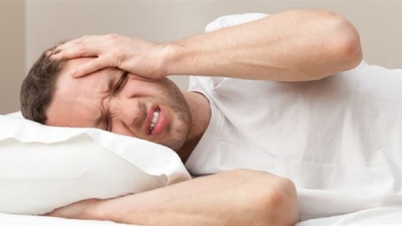 سبب الأرق والصداع