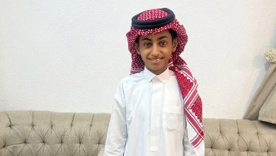 شاب من مكة يعيد 11 ألف ريال لصاحبه
