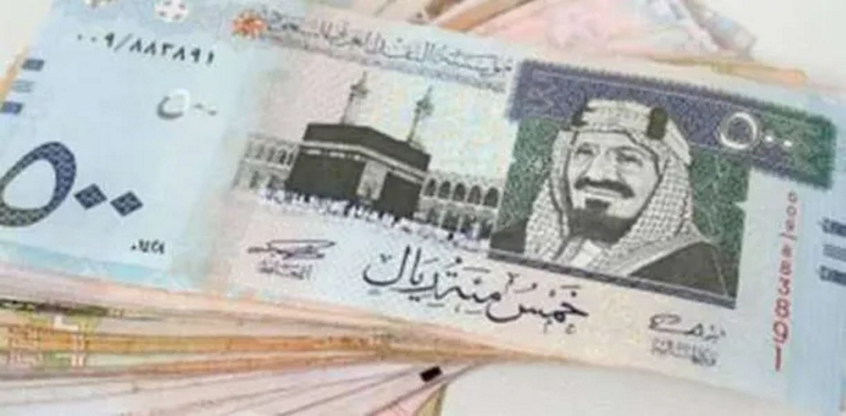 تحويلات المصريين من السعودية